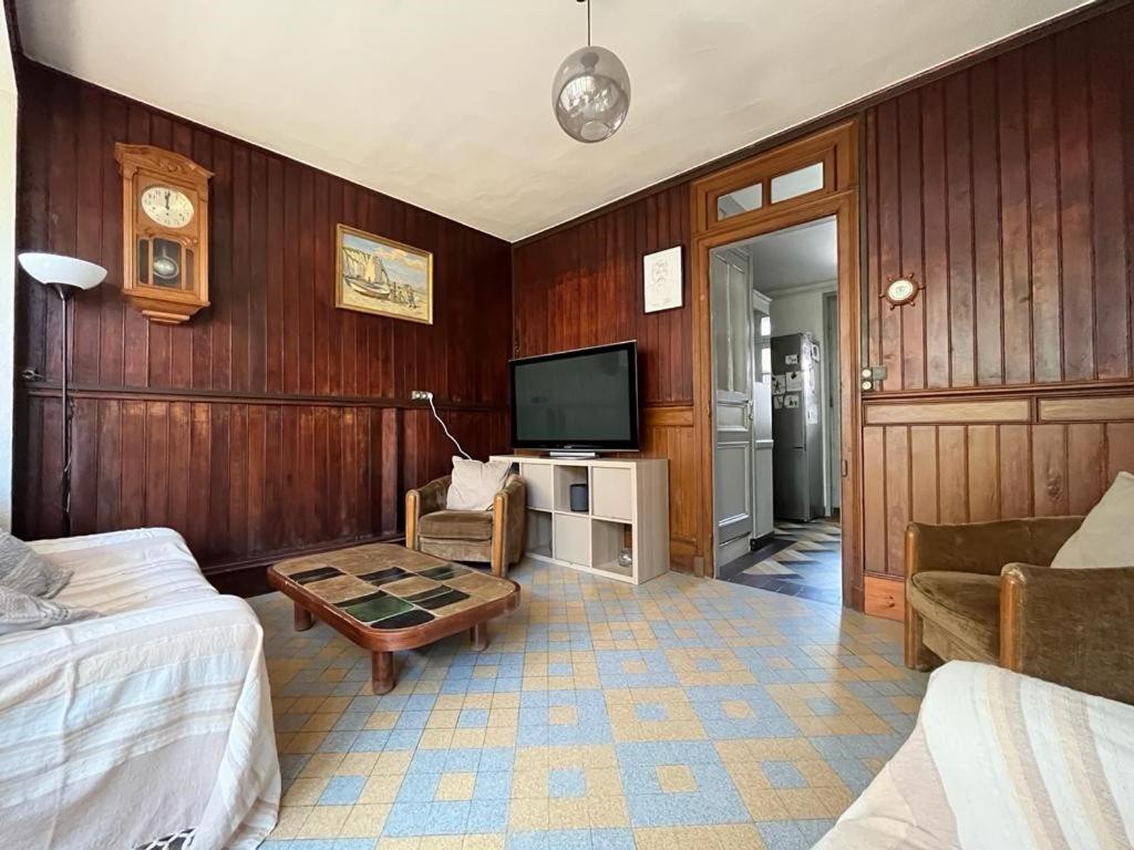 Maison Familiale De à Étretat